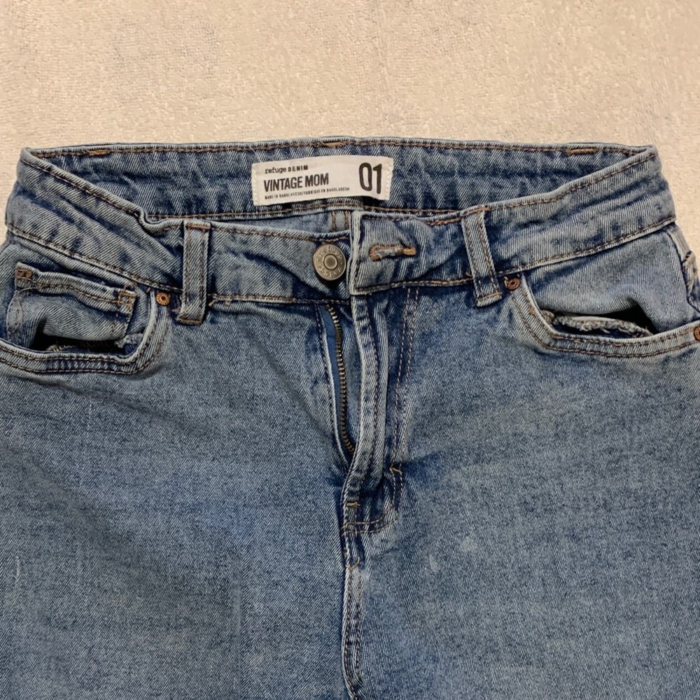 Refuge Denim Vintage MOM 01 Distressed Women's Jeans